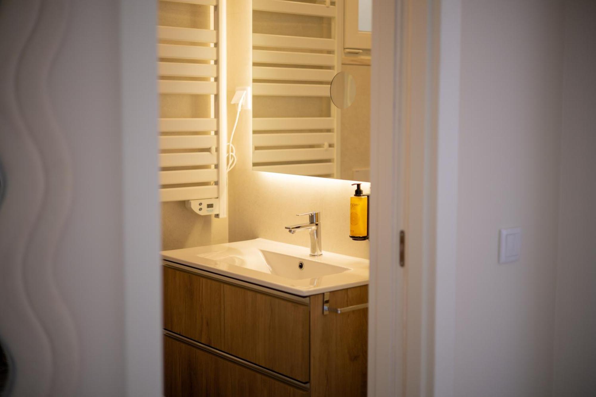 Pontalaia Ocean View Apartment *
